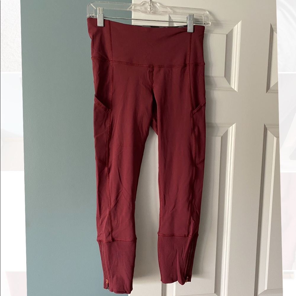 Lululemon crops